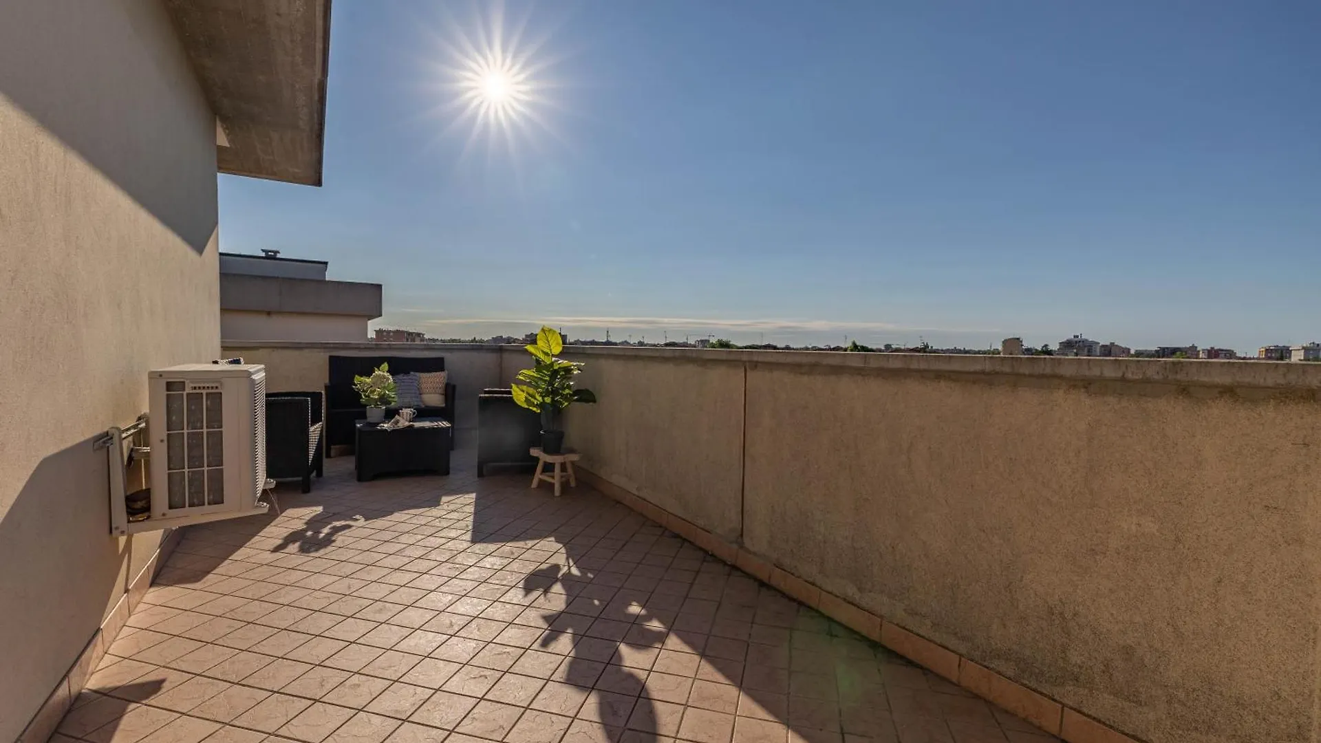Appartamento Comforthouse Luxury Wifi Netflix Balcony Ravenna